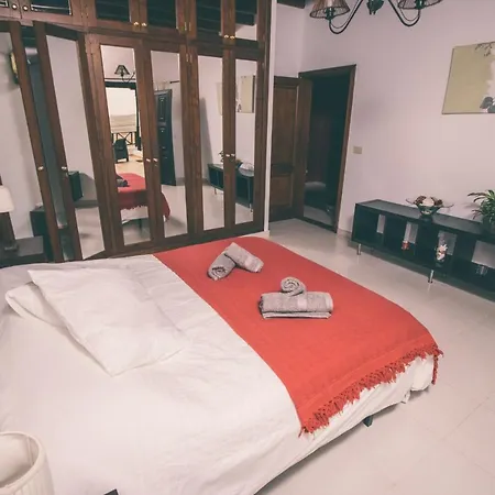 Country Tigot - Amazing Views In Unique Location *